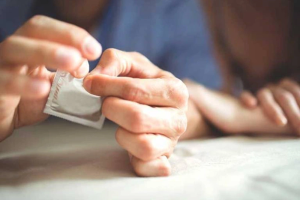 Tại sao đàn ông không thích dùng bao cao su